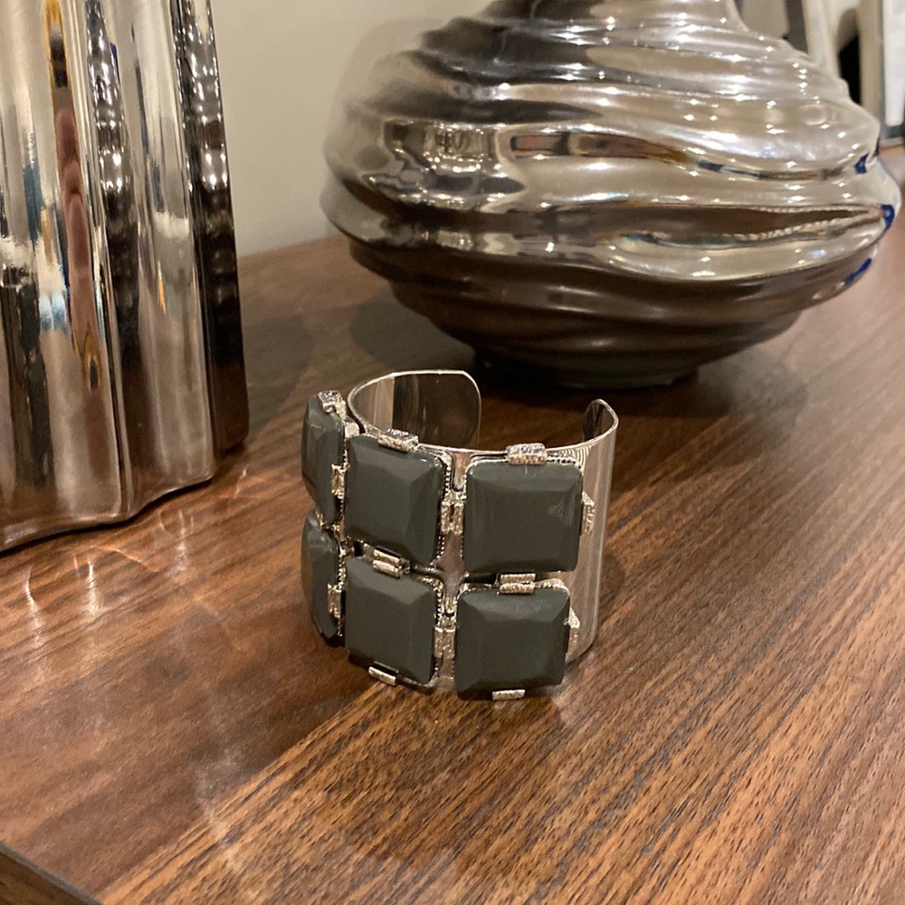 Modern Bracelet Silver cuff with grey gems
